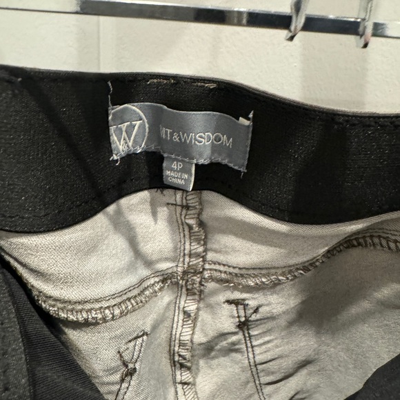 NWT Wit & Wisdom Absolution camo skinny pants size 4 petite - Picture 3 of 5